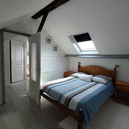 Le Jardin B&B Isigny-le-Buat Exteriör bild